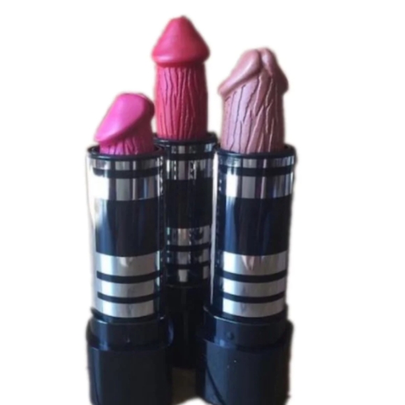 Other - 🎉HP🎉🆕 Mushroom Lipstick A103